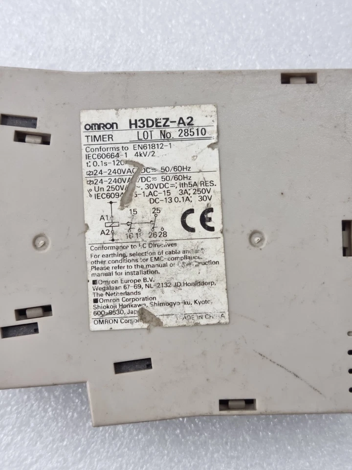 H3DEZ0.1s-120h 24-240VAC/DC TIMER H3DEZ-A2 (ONE USED)